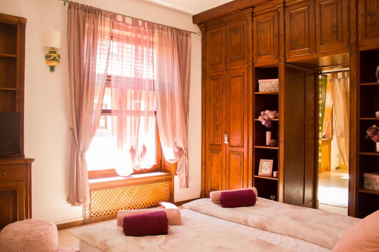 9 Stylish Suite In Unirii Square Τιμισοάρα Εξωτερικό φωτογραφία